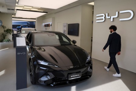 Berkshire Hathaway sells $39.8 million of shares in China’s BYD