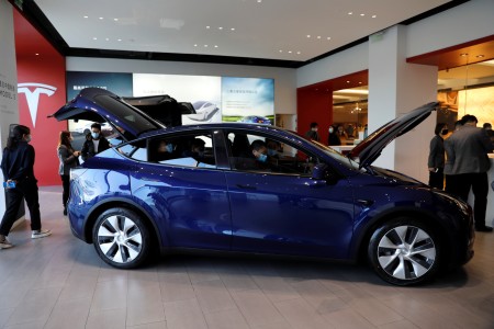 Tesla cars for first time on Chinese government purchase list