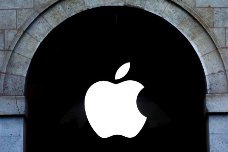 Apple drops out of talks to join OpenAI investment round, WSJ says