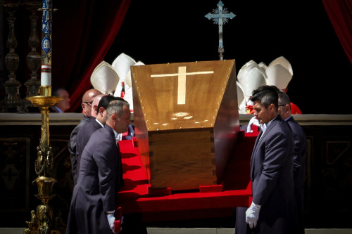 Pope Francis’ funeral through the eyes of Reuters photographers
