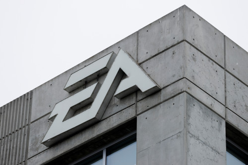 Electronic Arts lays off hundreds, cancels ‘Titanfall’ game, Bloomberg News reports
