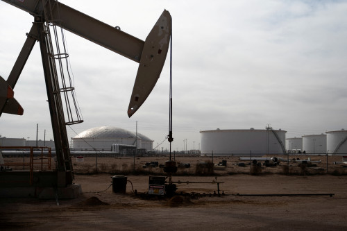 Big Oil earnings show split in production strategy, shareholder returns