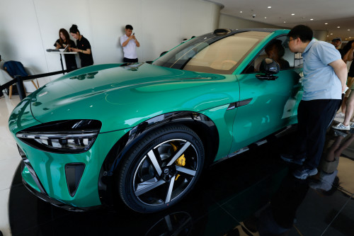 Xiaomi’s Tesla Y rival YU7 hits showrooms in Beijing