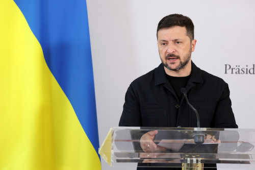 Zelenskiy plans to discuss weapons purchases with Trump on G7 sidelines