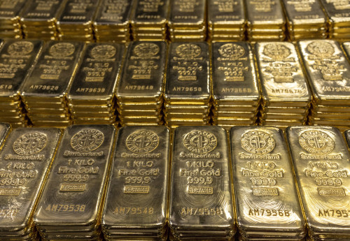 Bullion markets breath sigh of relief after Trump says gold will not face tariffs