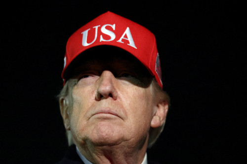 Trump backs government AI safeguards in banking system, acknowledges risks