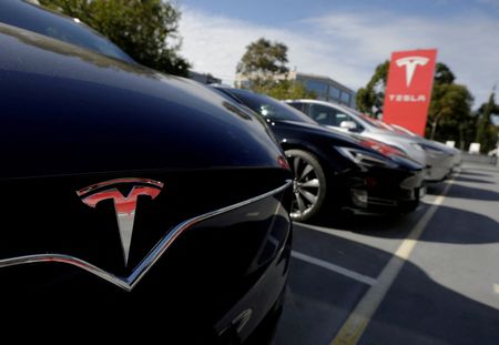 Tesla owners sue over impact of software update on EV batteries