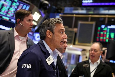Forecasts show U.S. earnings decline in second quarter