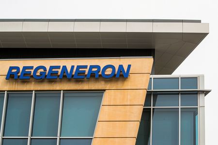 US FDA declines to approve Regeneron’s higher-dose Eylea, shares tumble